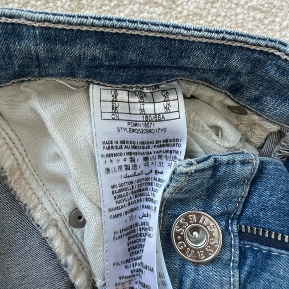 Guess medium rise Sarah Fit Jeans - Picture 4 of 4